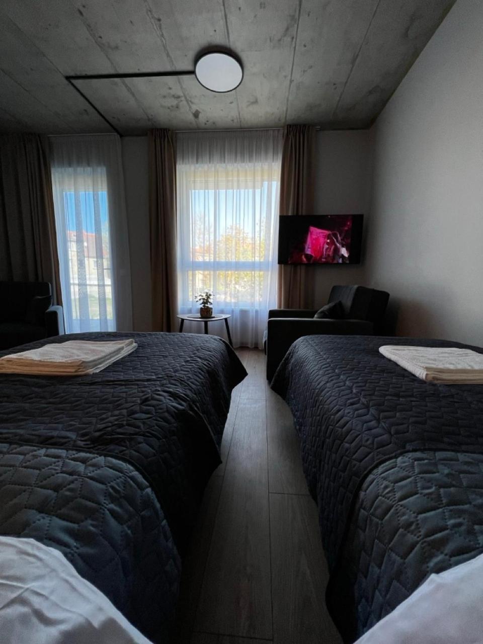 Tilzes Studio Apartaments, Self Check-In, Free Parking, Comfort Klaipeda Ngoại thất bức ảnh